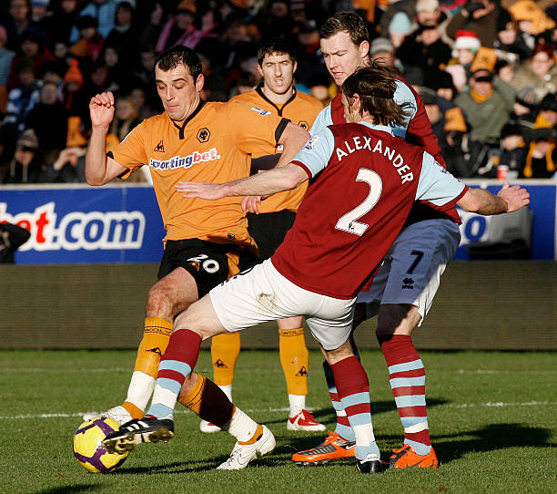 通过镜头回 通过镜头回