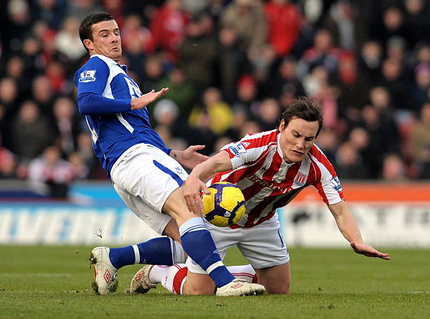 力和后防稳 力和后防稳